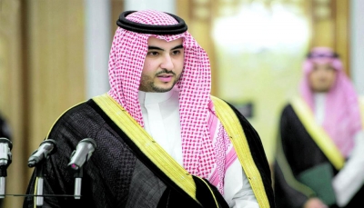 رسمياٌ : السعودية تلمح الى التخلي عن الشرعية اليمنية في مواجهة انقلاب صنعاء وعدن.. والجنرال الاحمر يرد ؟