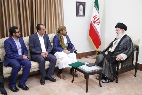 ايران تعقد اجتماعات طارئة مع وكلائها في اليمن والبحرين