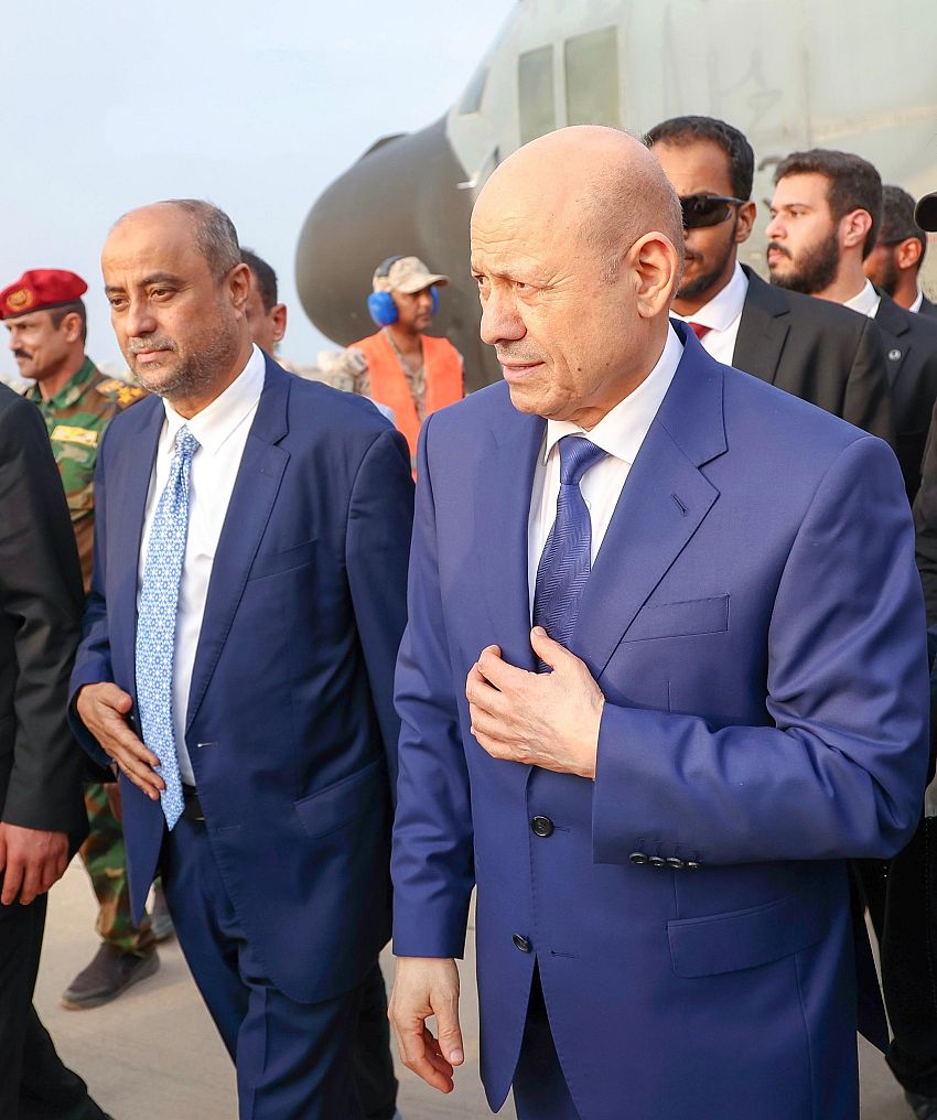 رئيس الوزراء سالم بن بريك يعود الى عدن برفقة فخامة الرئيس العليم
