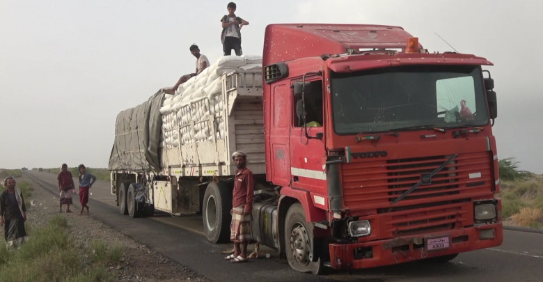 الغذاء العالمي يعلن تعرض شاحنة تابعة له للغم ارضي في الدريهمي واصابة سائقها