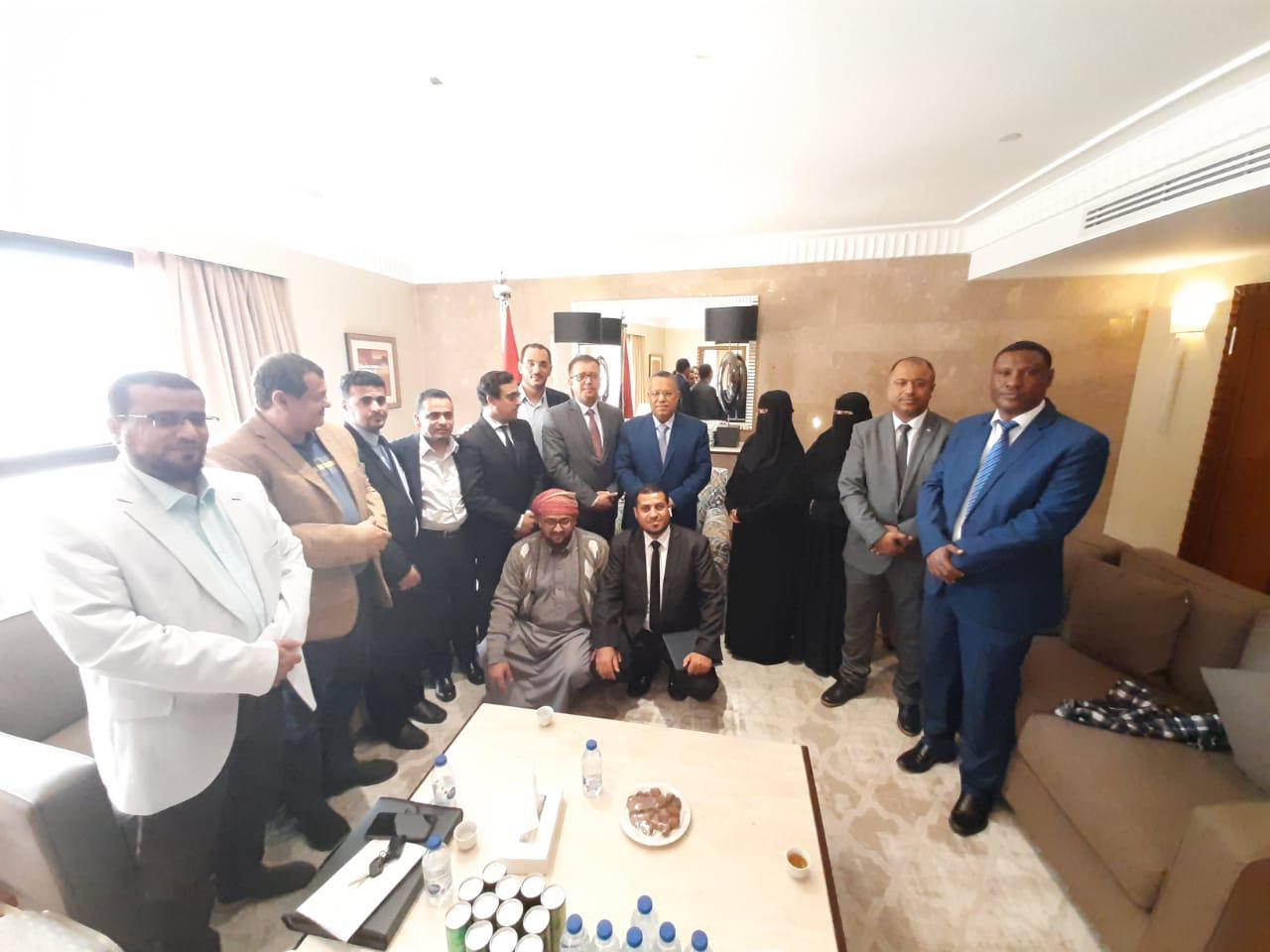 د.بن دغر مع فريق توحيد الصف الجمهوري