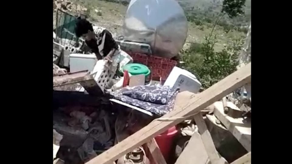 ميليشيا الحوثي تهدم 4 منازل في خدير شرق محافظة تعز اليمنية