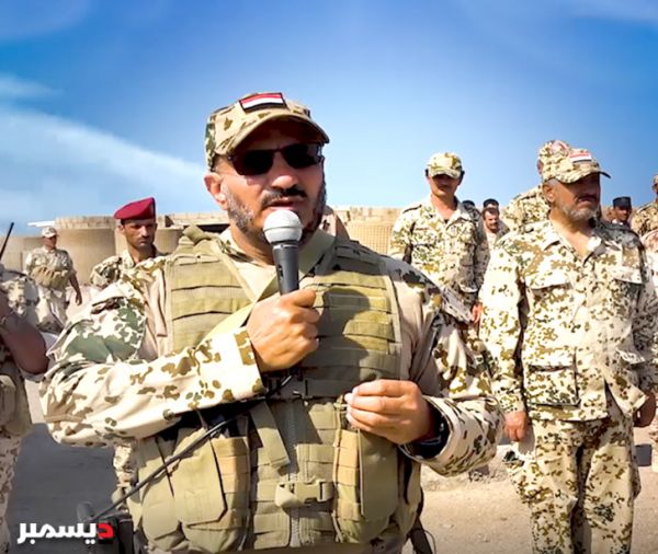 العميد طارق صالح قائد المقاومة الوطينة