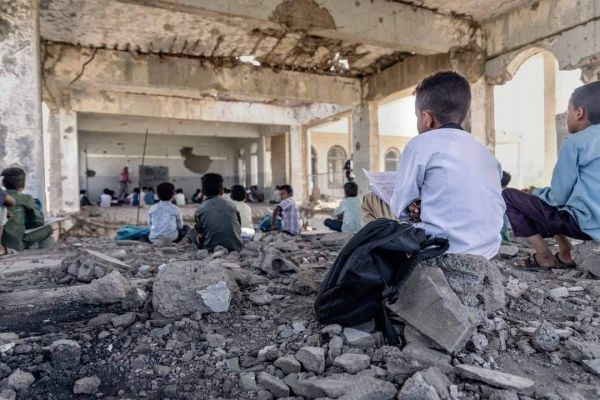 البنك الدولي يمنح اليمن" 303 مليون دولار " مساندة للتعليم وتصدياً لجائحة كورونا