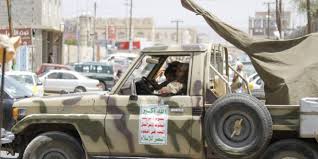 اصابتهم "جبهة نهم " بالرعب فرفضوا القتال ..اقالات بالجملة للمشرفين الحوثيين 