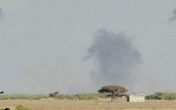 الحوثي يخترق الهدنة مجددا ويستهدف الساحل الغربي بالطيران المسير و المدفعيات