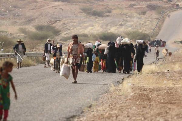 مليشيا الحوثي تستهدف مخيم الخانق للنازحين والسلطات المحلية توجه مناشدة للمنظمات الانسانية