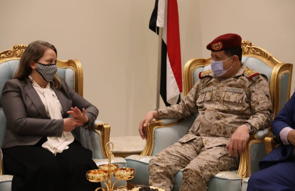 المقدشي يبحث مع مسؤولين أمريكيين تعزيز التعاون العسكري