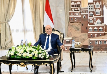 الرئيس العليمي يكشف خفايا تاريخية عن الحوثيين ويوضح سبل استعادة 